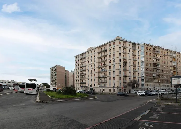 Appartement Guesthost - Sunny Piramide *